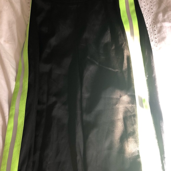 I am Gia green maxwell pants - Picture 3 of 8